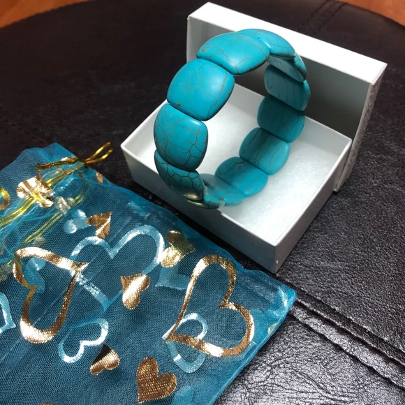 Turquoise Bracelet - Picture 1 of 5